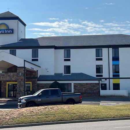 Days Inn By Wyndham Tulsa Central Ngoại thất bức ảnh