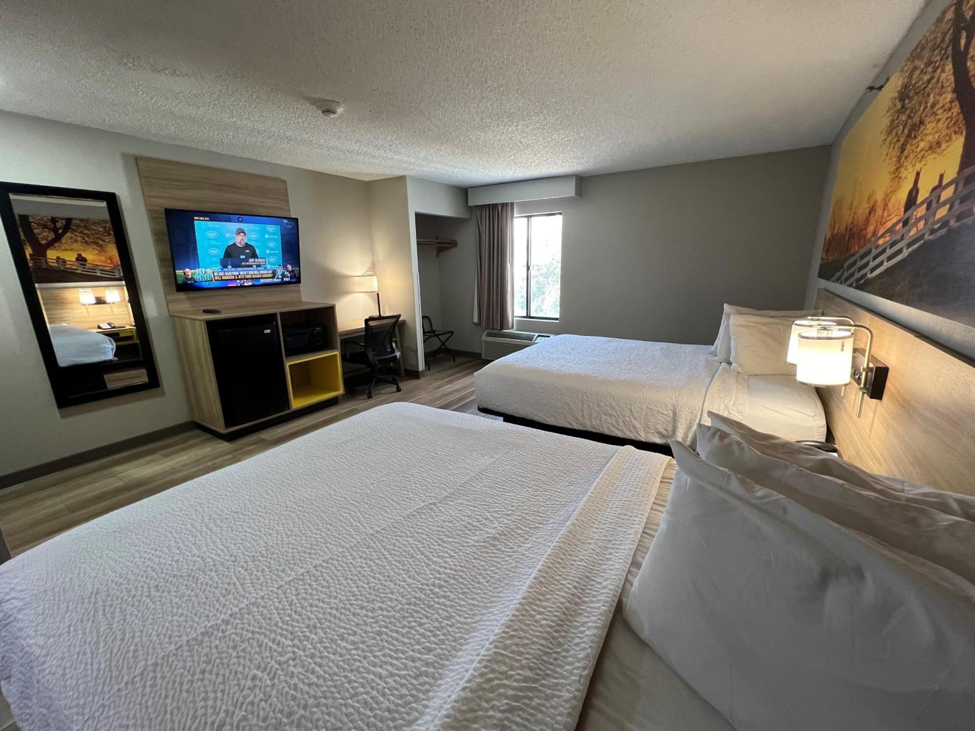 Days Inn By Wyndham Tulsa Central Ngoại thất bức ảnh